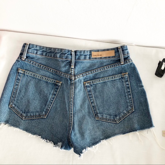 Grlfrnd Cindy’ denim short button fly hi-rise - Picture 2 of 10